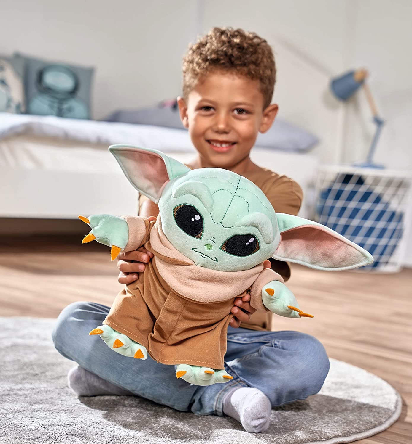 Star Wars The Mandarlorian: The Child Baby Yoda 30cm Plush Soft Toy - Official Licensed Simba Disney